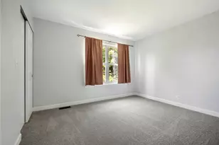2910 Belle Ln, Schaumburg, IL 60193 - Photo 19