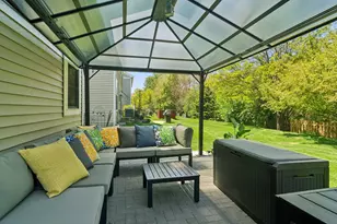 2313 Avalon Dr, Buffalo Grove, IL 60089 - Photo 33