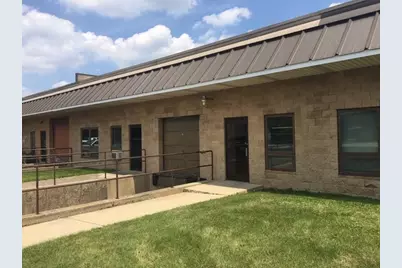 455 S Dartmoor Drive, Crystal Lake, IL 60014 - Photo 3