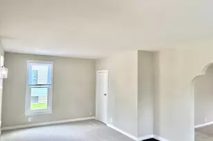 809 Douglas St, Bloomington, IL 61701 - Photo 11