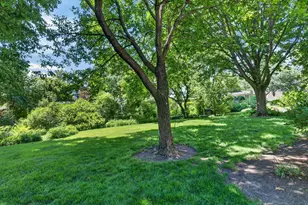 226 Ketten Dr, Naperville, IL 60563 - Photo 61