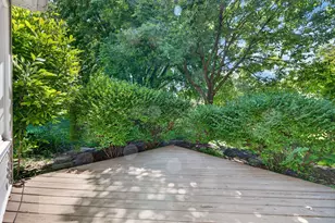 226 Ketten Dr, Naperville, IL 60563 - Photo 57
