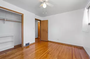 5512 Warren St, Morton Grove, IL 60053 - Photo 15