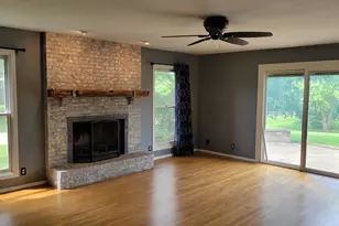 4001 Acacia Dr, Crystal Lake, IL 60012 - Photo 3
