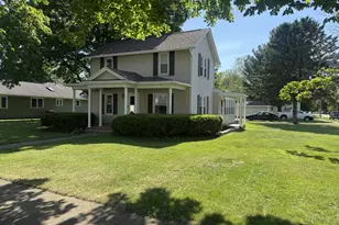 134 N Bureau Ave, Ladd, IL 61329 - Photo 1