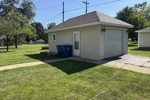 134 N Bureau Ave, Ladd, IL 61329 - Photo 29