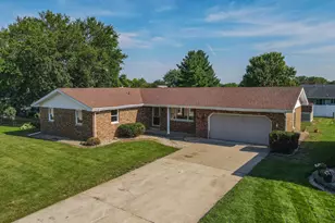 360 Dolly Dr, Manteno, IL 60950 - Photo 1