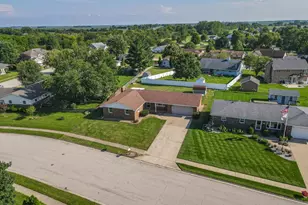 360 Dolly Dr, Manteno, IL 60950 - Photo 29