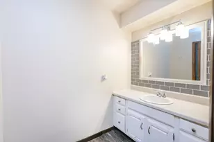 360 Dolly Dr, Manteno, IL 60950 - Photo 21