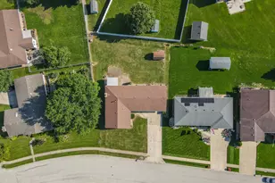 360 Dolly Dr, Manteno, IL 60950 - Photo 31
