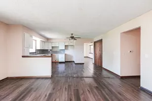 360 Dolly Dr, Manteno, IL 60950 - Photo 13