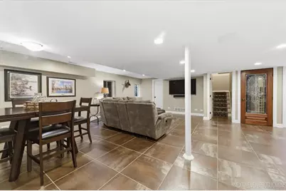 990 Pinecrest Drive, Sugar Grove, IL 60554 - Photo 31