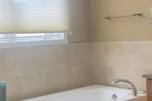 1501 Stonegate Manor, Mount Prospect, IL 60056 - Photo 11