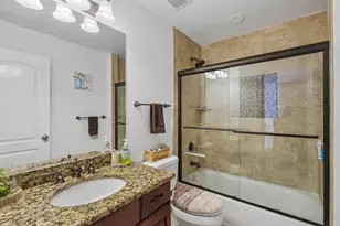 1551 Thorneberry Ct, Libertyville, IL 60048 - Photo 33