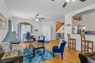 1551 Thorneberry Ct, Libertyville, IL 60048 - Photo 9