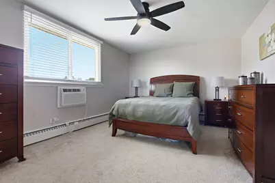 150 S Oak Park Avenue S #401, Oak Park, IL 60302 - Photo 17
