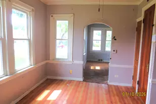 8215 W Forest Preserve Ave, Chicago, IL 60634 - Photo 5