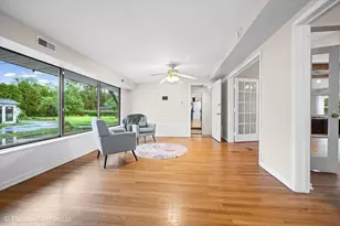 1011 W Wildwood Dr, Prospect Heights, IL 60070 - Photo 17
