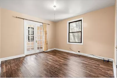 655 W 43rd Place, Chicago, IL 60609 - Photo 11
