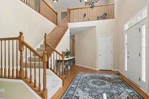 460 W Haleys Hill Ct, Palatine, IL 60074 - Photo 3