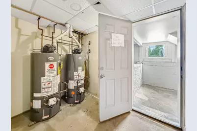 1513 W Addison Street, Chicago, IL 60613 - Photo 31