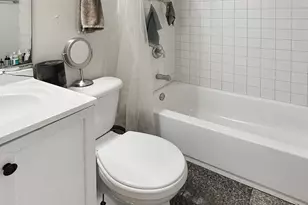 1513 W Addison St, Chicago, IL 60613 - Photo 25