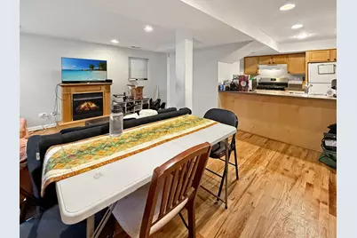 1513 W Addison Street, Chicago, IL 60613 - Photo 23