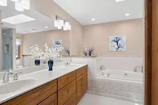 10225 S 86th Ct, Palos Hills, IL 60465 - Photo 15