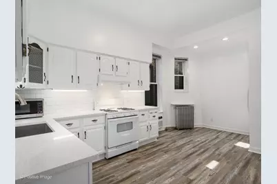 230 W Saint Paul Avenue, Chicago, IL 60614 - Photo 7