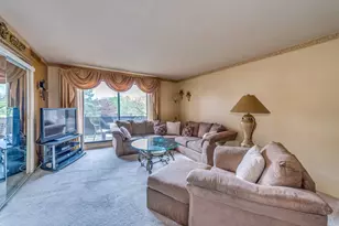 720 Wellington Ave, Elk Grove Village, IL 60007 - Photo 7