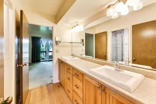 1828 Wildberry Dr, Glenview, IL 60025 - Photo 19
