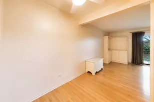 1828 Wildberry Dr, Glenview, IL 60025 - Photo 9