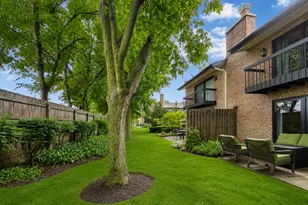 1828 Wildberry Dr, Glenview, IL 60025 - Photo 31