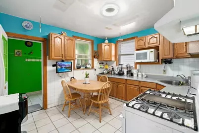 [Address not provided], Chicago, IL 60618 - Photo 11