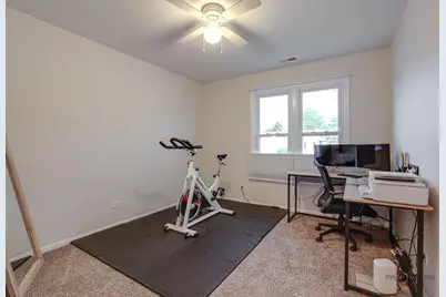 1261 Streamwood Lane #327, Vernon Hills, IL 60061 - Photo 19