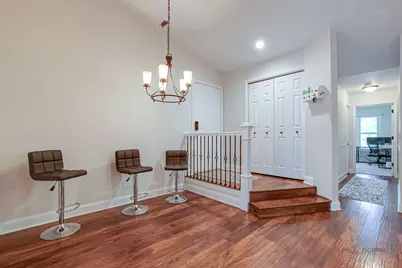 1261 Streamwood Lane #327, Vernon Hills, IL 60061 - Photo 3
