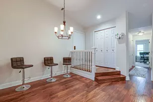 1261 Streamwood Ln, Vernon Hills, IL 60061 - Photo 3