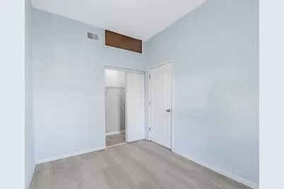 2749 S Trumbull Avenue, Chicago, IL 60623 - Photo 11