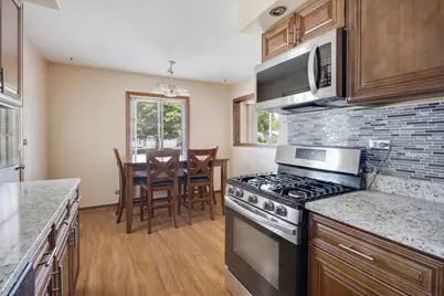 [Address not provided], Carol Stream, IL 60188 - Photo 3