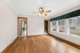 1004 Mapleton Ave, Oak Park, IL 60302 - Photo 7