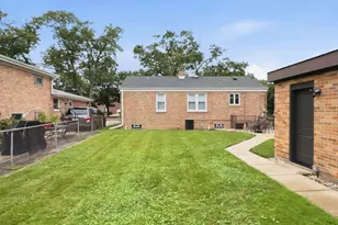 8022 Central Ave, Morton Grove, IL 60053 - Photo 27
