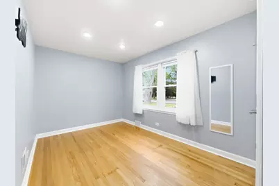 8022 Central Avenue, Morton Grove, IL 60053 - Photo 13