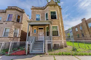 3535 W Walnut St, Chicago, IL 60624 - Photo 1