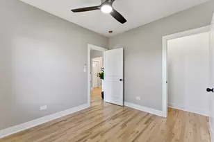 8934 S Euclid Ave, Chicago, IL 60617 - Photo 15