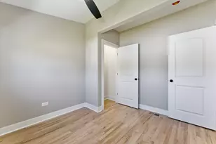 8934 S Euclid Ave, Chicago, IL 60617 - Photo 17