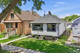 8934 S Euclid Ave, Chicago, IL 60617 - Photo 1