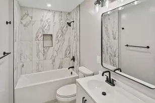 310 Rosewood Ave, Buffalo Grove, IL 60089 - Photo 7