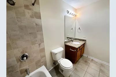 8255 Skokie Boulevard #308, Skokie, IL 60077 - Photo 9
