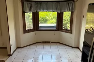 16752 S Luella Ave S, South Holland, IL 60473 - Photo 11