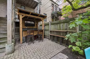 832 W Roscoe St, Chicago, IL 60657 - Photo 21